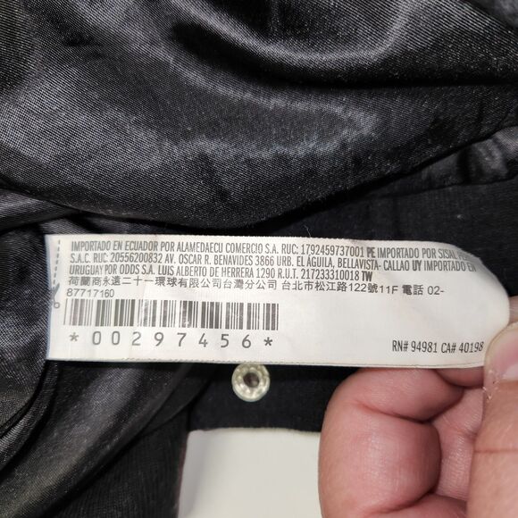 Disney x Forever 21 Mickey Mouse Button up Black Varsity Jacket Size XL - Picture 5 of 6